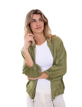 Anna Mora Bomber Satinada Verde caqui