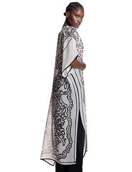 Alba Conde Kimono largo gasa cruda estampada