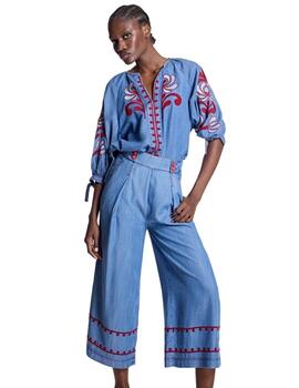 Alba Conde Blusa denim bordada en rojo