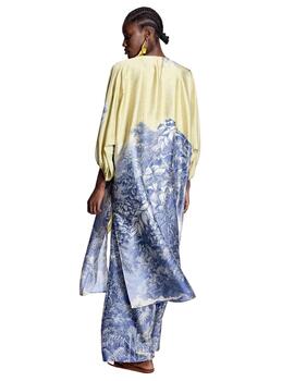 Alba Conde Kimono satinado estampado paisaje azul