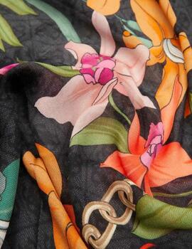 Guess Pañuelo Kefiah Negro floral