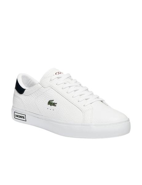 Las zapatillas blancas para hombre de Lacoste tienen rebaja