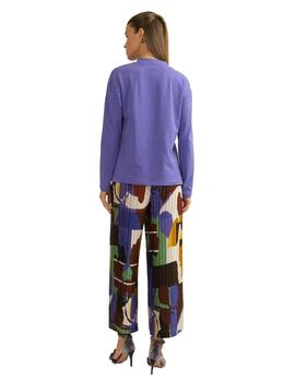 Alba Conde Camiseta Violeta