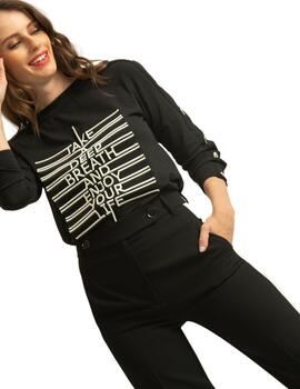 Alba Conde Camiseta Negro