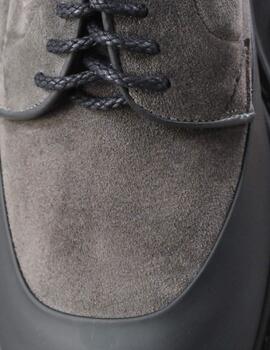 Calce Zapatos Blucher Y Piso De Goma Negro / Gris